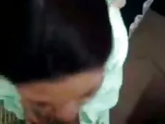Randi azjatyckich ciocia ssie i pieprzy